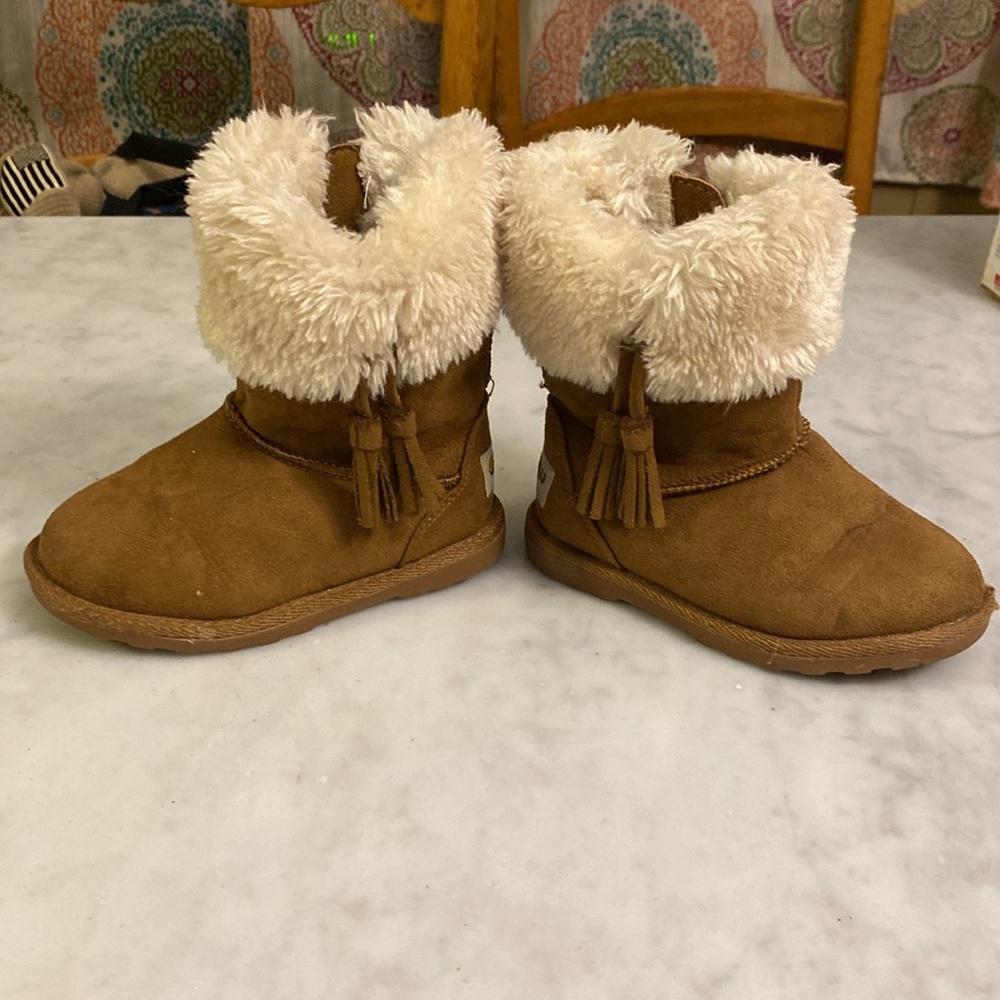 Makalu California girl’s size 8 boots like new - Picture 4 of 7